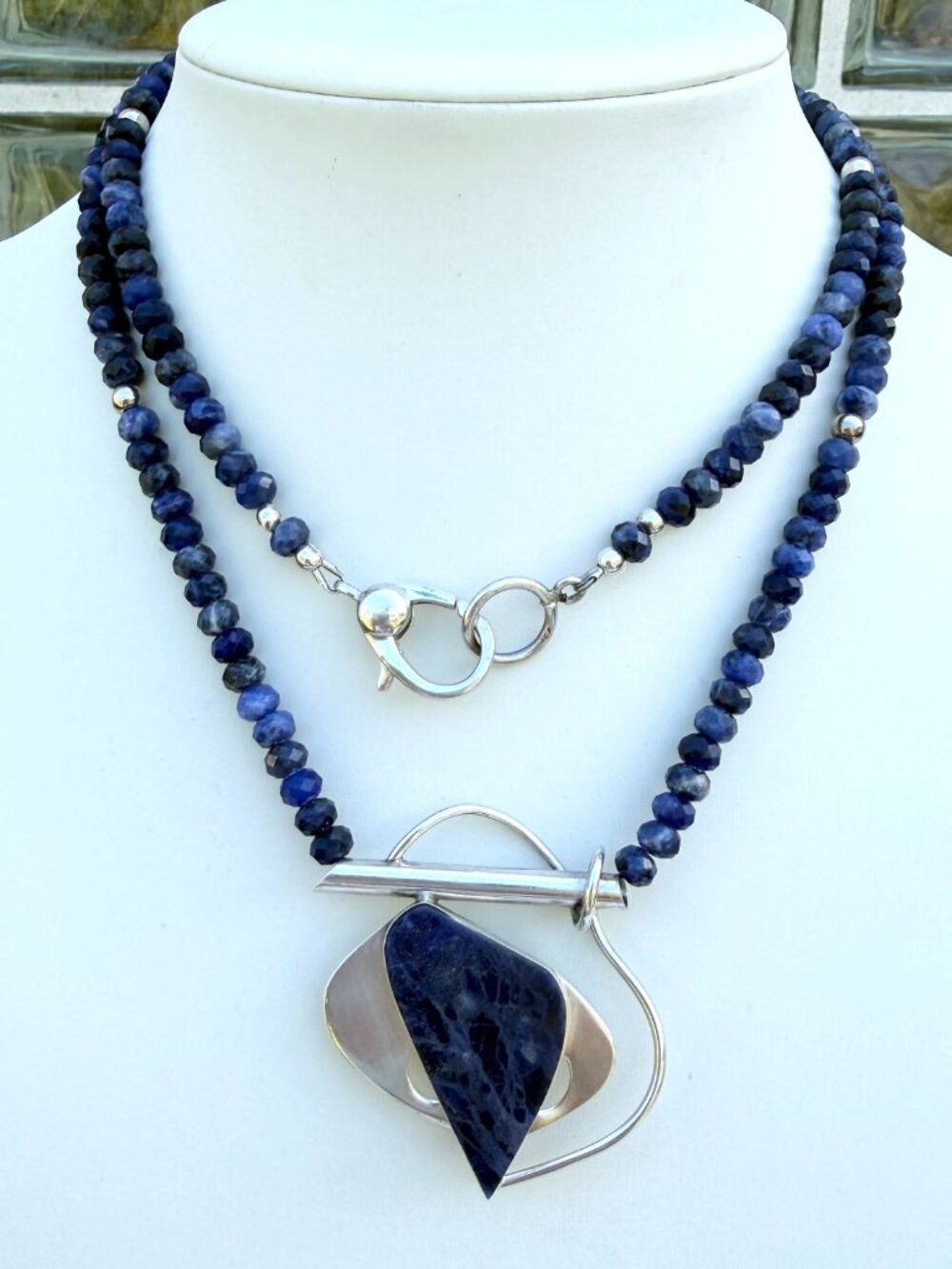 Sodalite Sterling Silver Pendant Necklace: Vintage Modern Design